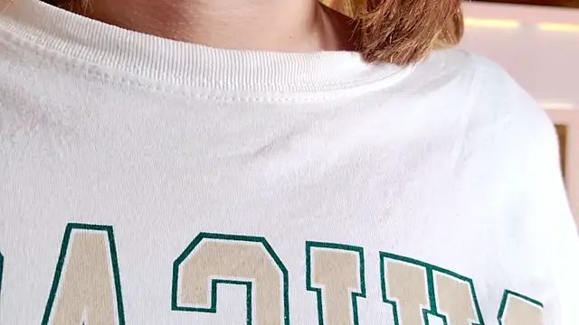 ambar rosse25 online show from 24, 11, 2025