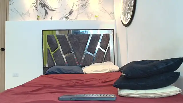 PRETTY SEX1 online show from 4, 12, 2025