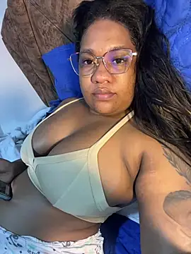 Snapshot of Sam_Blue chatting on 8, 7, 2026 Sam Blue online show from 8, 7, 2026