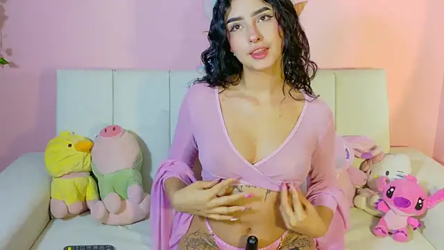 Snapshot of RosseMelody chatting on 25, 9, 2025 RosseMelody online show from 25, 9, 2025