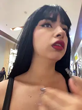 Snapshot of RosseMelody chatting on 15, 10, 2025 RosseMelody online show from 15, 10, 2025