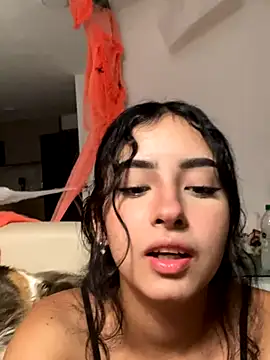 Snapshot of RosseMelody chatting on 23, 10, 2025 RosseMelody online show from 23, 10, 2025