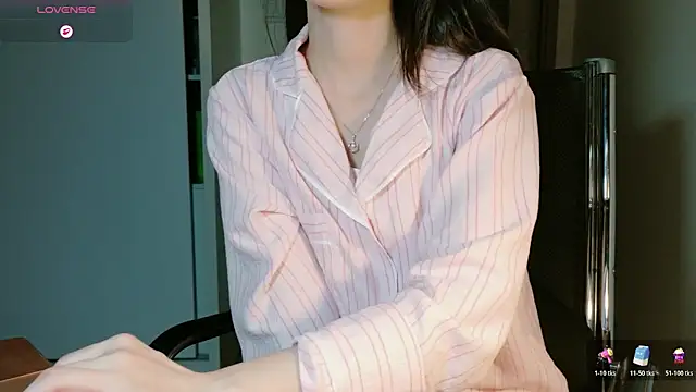 Snapshot of Ryeon_99 chatting on 13, 3, 2026 Ryeon 99 online show from 13, 3, 2026