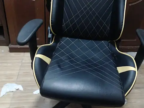 Snapshot of kontaq chatting on 15, 10, 2025 kontaq online show from 15, 10, 2025