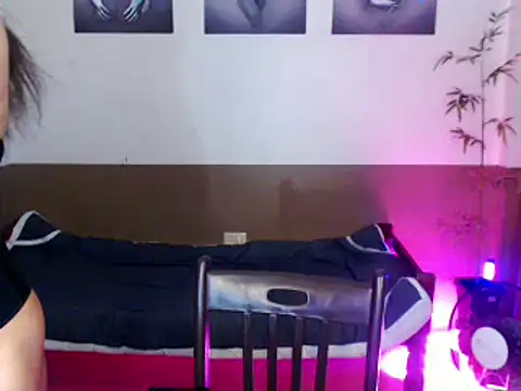 Snapshot of Spicy_kinky chatting on 23, 5, 2026 Spicy kinky online show from 23, 5, 2026