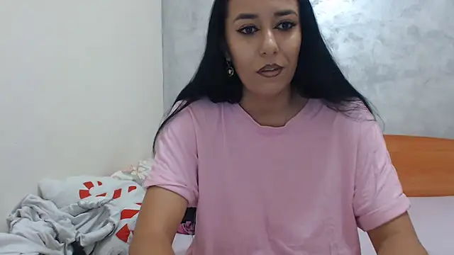 Snapshot of Maryem637048 chatting on 3, 6, 2026 Maryem637048 online show from 3, 6, 2026