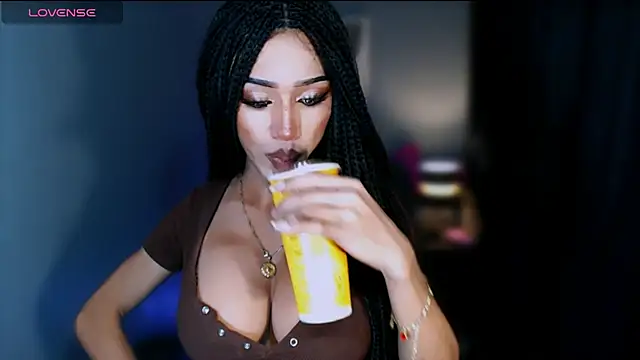 AiraCumSlut online show from 25, 4, 2026