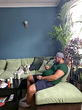 Snapshot of bellylova chatting on 21, 4, 2026 bellylova online show from 21, 4, 2026