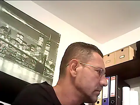 Snapshot of mastercharisma35 chatting on 22, 9, 2025 mastercharisma35 online show from 22, 9, 2025