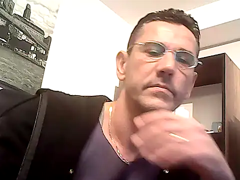 Snapshot of mastercharisma35 chatting on 17, 1, 2026 mastercharisma35 online show from 17, 1, 2026