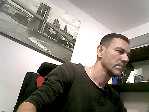 Snapshot of mastercharisma35 chatting on 5, 2, 2026 mastercharisma35 online show from 5, 2, 2026