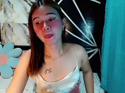 urgirl mikah online show from 18, 2, 2026