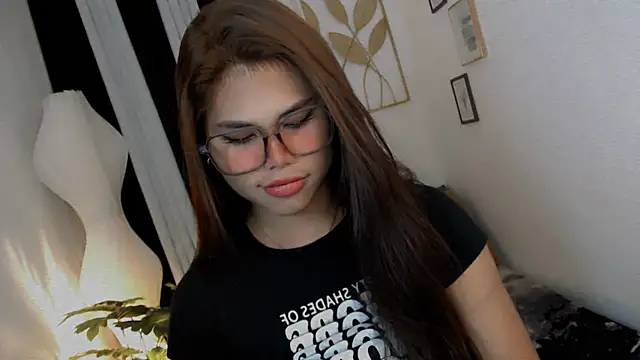 PrettyBlythes TS online show from 22, 6, 2026