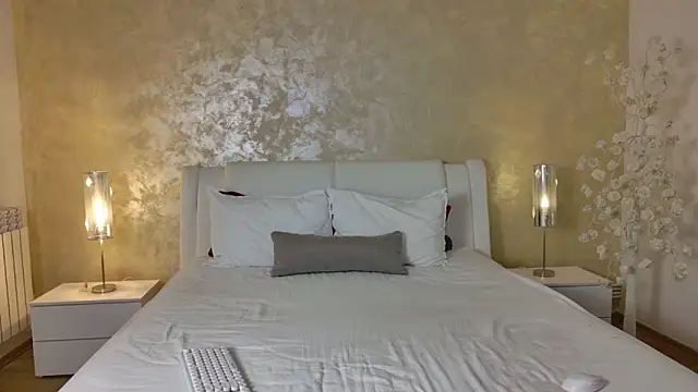 LexiRussell online show from 16, 4, 2026