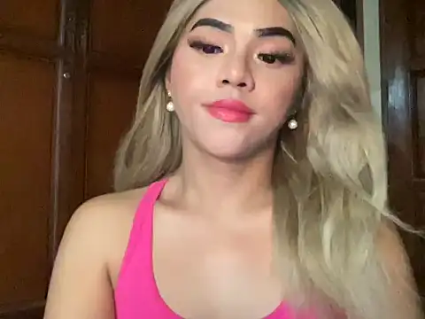 Snapshot of calimonroe chatting on 18, 4, 2026 calimonroe online show from 18, 4, 2026