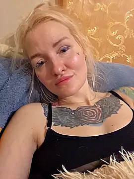 Snapshot of KateMonroe chatting on 25, 4, 2026 KateMonroe online show from 25, 4, 2026