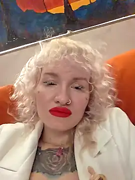 Snapshot of KateMonroe chatting on 11, 5, 2026 KateMonroe online show from 11, 5, 2026