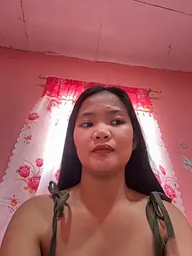 Snapshot of princess_janine chatting on 21, 12, 2025 princess janine online show from 21, 12, 2025