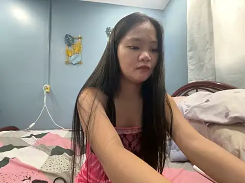 Snapshot of princess_janine chatting on 13, 2, 2026 princess janine online show from 13, 2, 2026