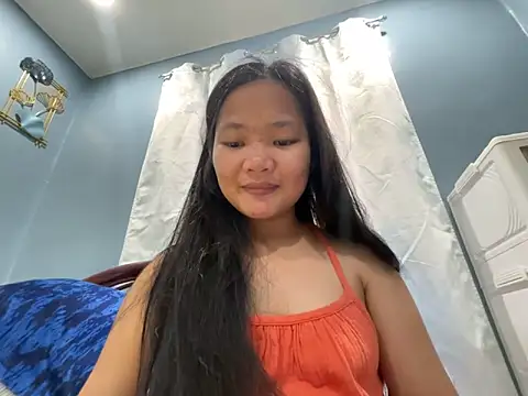 Snapshot of princess_janine chatting on 15, 2, 2026 princess janine online show from 15, 2, 2026