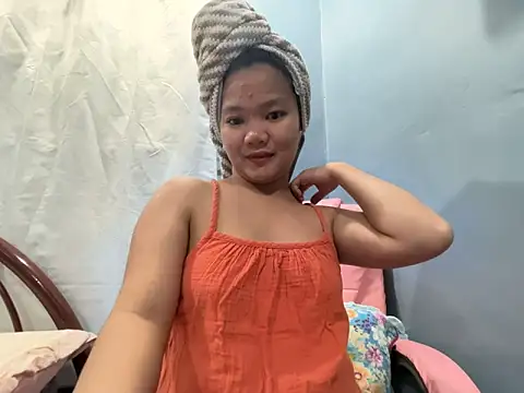 Snapshot of princess_janine chatting on 14, 3, 2026 princess janine online show from 14, 3, 2026