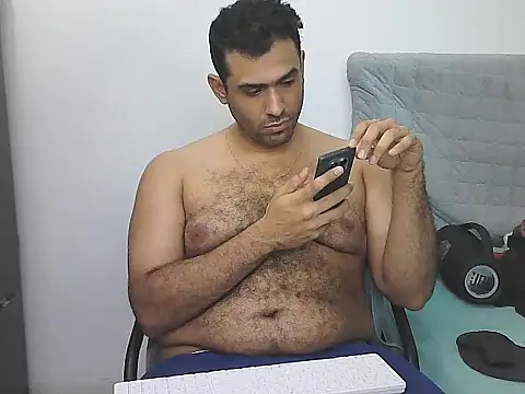 morenocabro10 online show from 14, 4, 2026