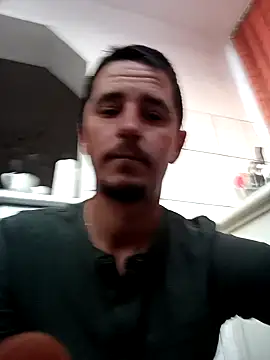 Snapshot of hugecock4u1990 chatting on 14, 4, 2026 hugecock4u1990 online show from 14, 4, 2026