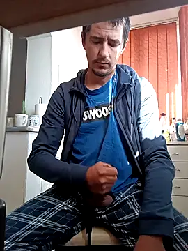 Snapshot of hugecock4u1990 chatting on 22, 4, 2026 hugecock4u1990 online show from 22, 4, 2026