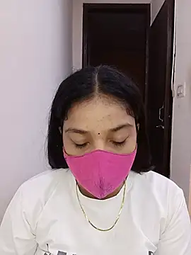 Snapshot of Cute_Rakhi8 chatting on 3, 7, 2026 Cute Rakhi8 online show from 3, 7, 2026