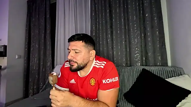 Gold Alpha Boy online show from 29, 9, 2025