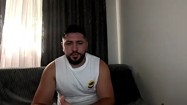 Gold Alpha Boy online show from 3, 11, 2025