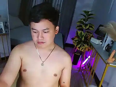 Snapshot of annocentboy chatting on 2, 5, 2026 annocentboy online show from 2, 5, 2026