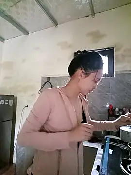 Snapshot of Jun-Mzzz chatting on 29, 9, 2025 Jun-Mzzz online show from 29, 9, 2025