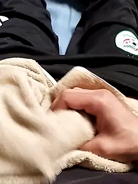 Snapshot of idhem___31 chatting on 22, 3, 2026 idhem 31 online show from 22, 3, 2026