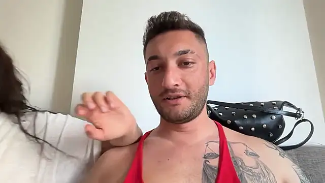 Snapshot of SARSILMAZ_HOME chatting on 4, 7, 2026 SARSILMAZ HOME online show from 4, 7, 2026