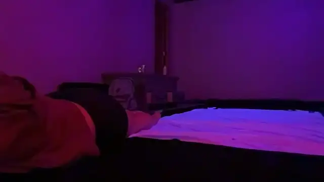 Snapshot of PuttieIn chatting on 15, 4, 2026 PuttieIn online show from 15, 4, 2026