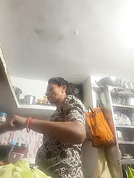 Snapshot of ISHANI-SINGH chatting on 24, 2, 2026 ISHANI-SINGH online show from 24, 2, 2026