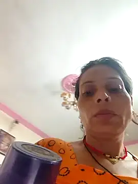 Snapshot of ISHANI-SINGH chatting on 7, 4, 2026 ISHANI-SINGH online show from 7, 4, 2026