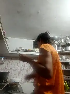 Snapshot of ISHANI-SINGH chatting on 8, 4, 2026 ISHANI-SINGH online show from 8, 4, 2026