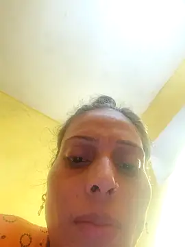 Snapshot of ISHANI-SINGH chatting on 12, 4, 2026 ISHANI-SINGH online show from 12, 4, 2026