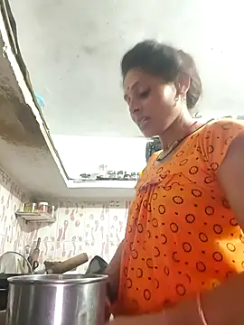 Snapshot of ISHANI-SINGH chatting on 12, 4, 2026 ISHANI-SINGH online show from 12, 4, 2026