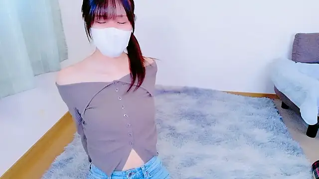 Snapshot of _Shuka_ chatting on 19, 2, 2026 Shuka online show from 19, 2, 2026