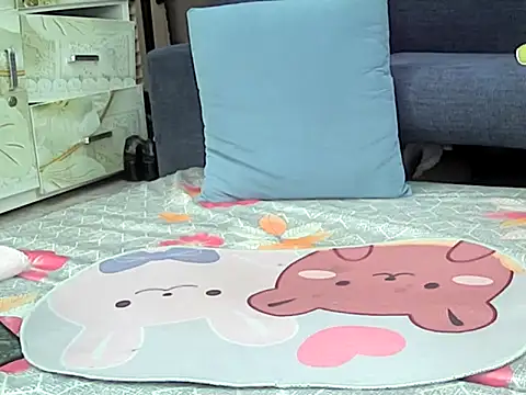 Snapshot of Sury_vn chatting on 12, 11, 2025 Sury vn online show from 12, 11, 2025