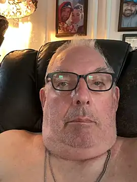 Snapshot of CharlieWeaver22 chatting on 27, 6, 2026 CharlieWeaver22 online show from 27, 6, 2026