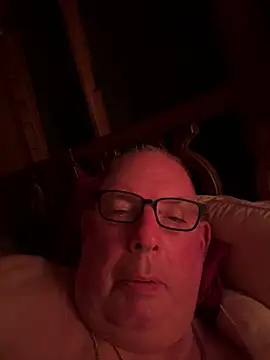 Snapshot of CharlieWeaver22 chatting on 2, 7, 2026 CharlieWeaver22 online show from 2, 7, 2026