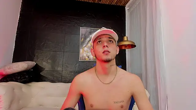 Mathewboy1 online show from 6, 10, 2025