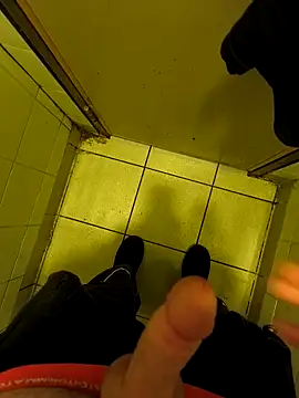 Snapshot of fergi1999 chatting on 16, 4, 2026 fergi1999 online show from 16, 4, 2026