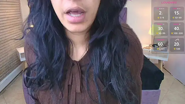 Lia Blake  online show from 16, 11, 2025