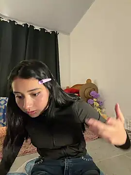 kaori 77 online show from 1, 8, 2026