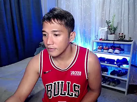 Snapshot of WildhunterMark chatting on 31, 7, 2026 WildhunterMark online show from 31, 7, 2026
